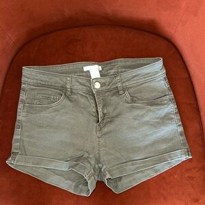H&M High Waist Green Women's Shorts